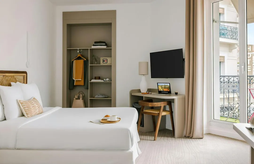 Crisol Lumiere Hotel-1