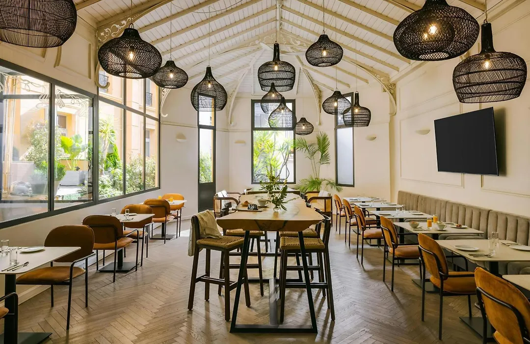 Hotel Crisol Lumière-1