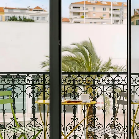 Hotel Crisol Lumière-3